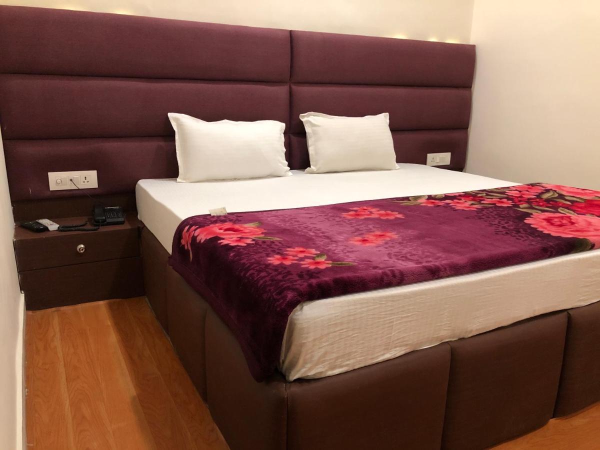 Hostel Madpackers Agra Agra  Zewnętrze zdjęcie