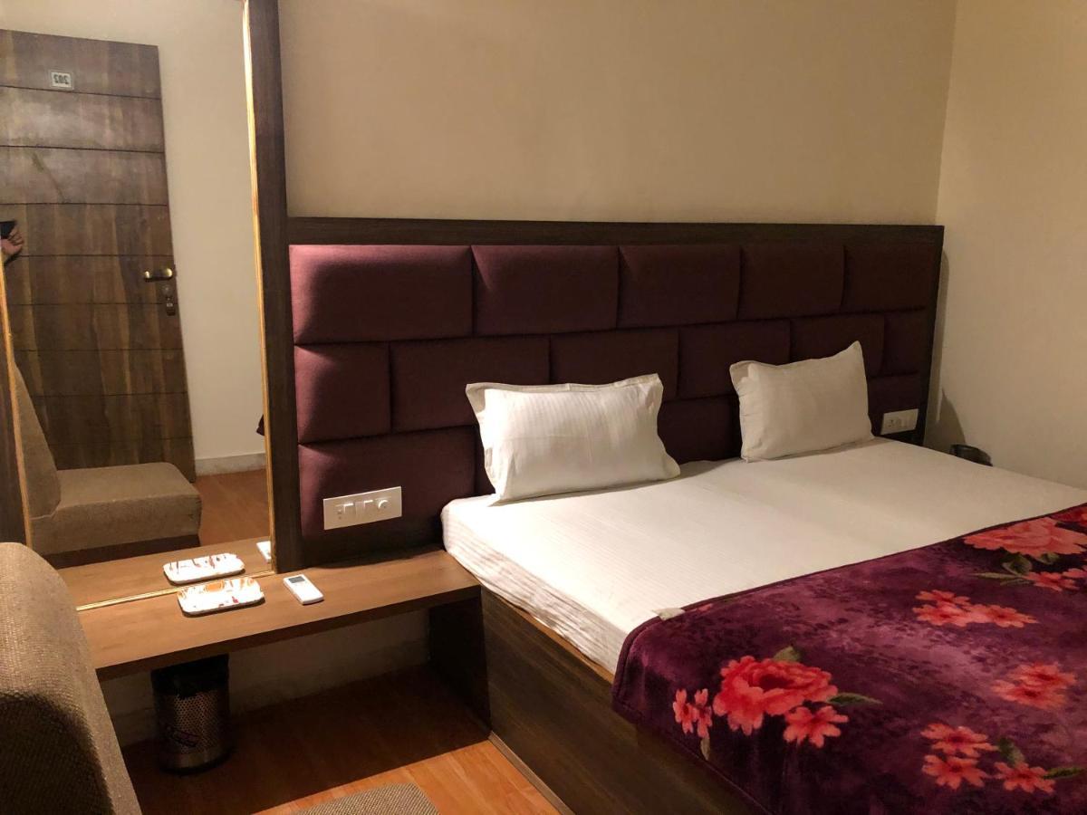 Hostel Madpackers Agra Agra  Zewnętrze zdjęcie