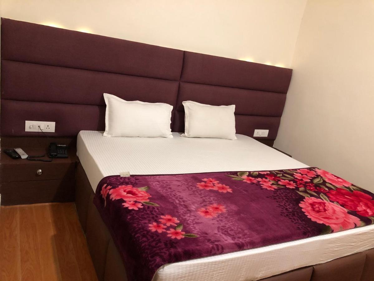Hostel Madpackers Agra Agra  Zewnętrze zdjęcie